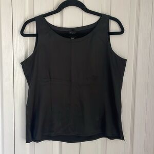 Eileen Fisher Black 100% Silk Sleeveless Top Shell   Size Petite Medium